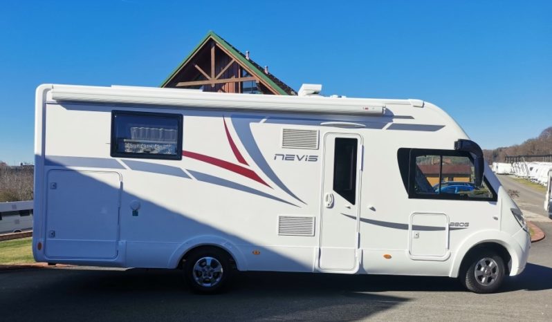 MC LOUIS Nevis 880G – Vollausgestattet | 911177821 voll