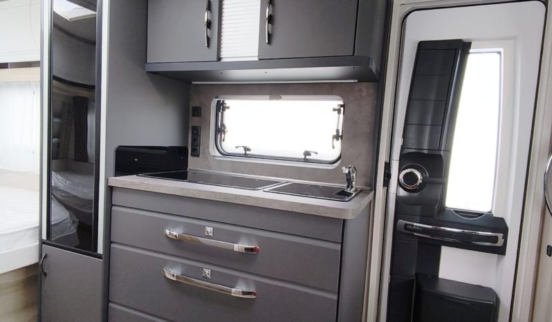 HOBBY DeLuxe 495 UL, Neufahrzeug, Modell 2026 voll