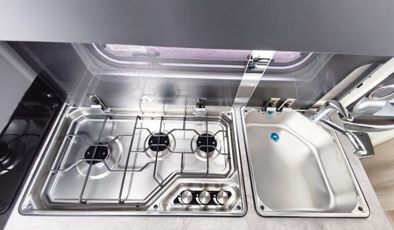 HOBBY DeLuxe 495 UL, Neufahrzeug, Modell 2026 voll