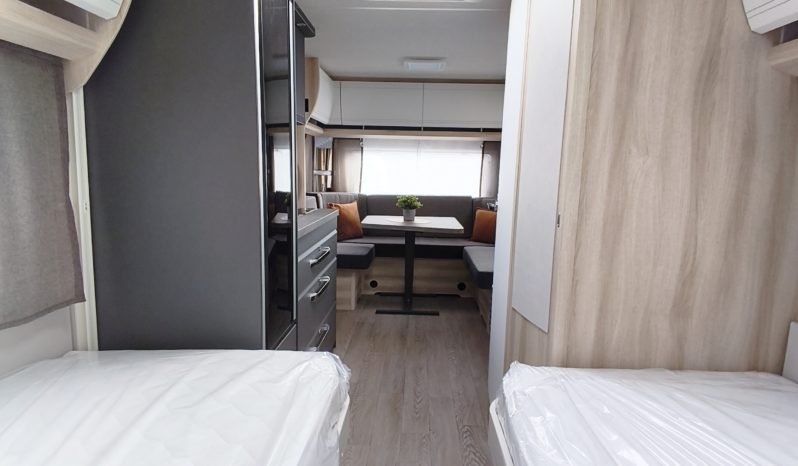 HOBBY DeLuxe 495 UL, Neufahrzeug, Modell 2026 voll