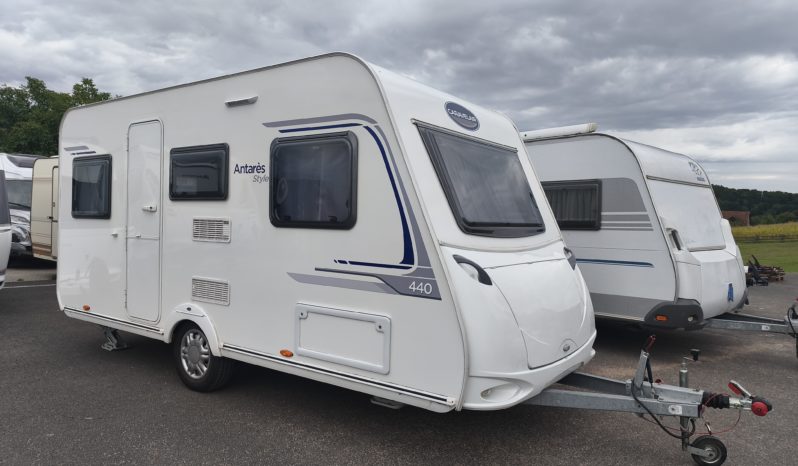 CARAVELAIR Antares 440 voll