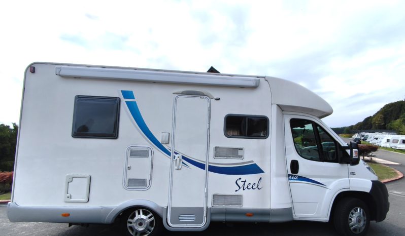 MC LOUIS P700, 5 Sitzplätze Zulassung voll