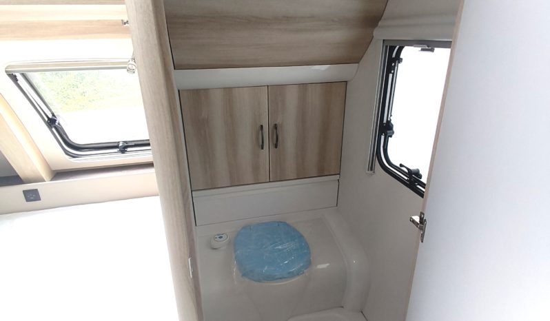 HOBBY DeLuxe 400 SFe, Neufahrzeug, Modell 2026 voll