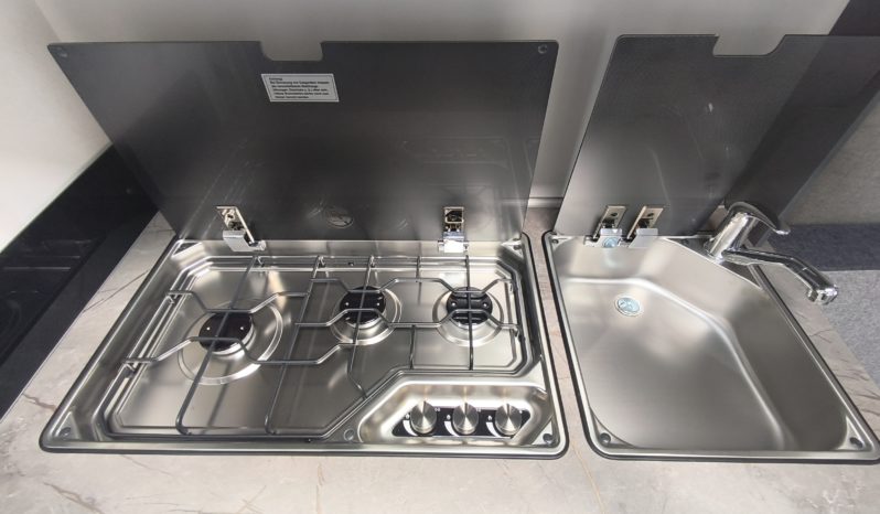 HOBBY DeLuxe 400 SFe, Neufahrzeug, Modell 2026 voll