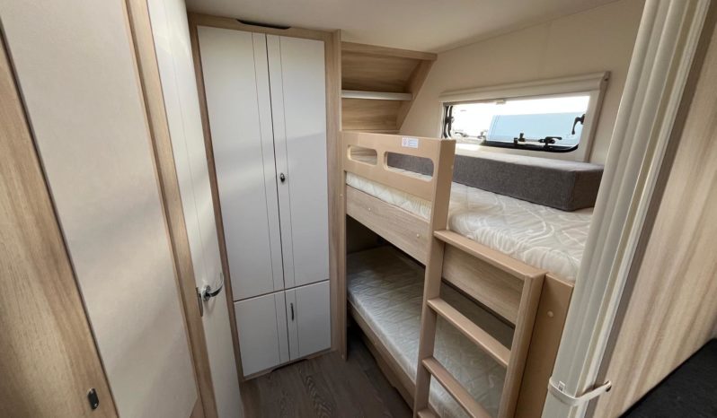 HOBBY DeLuxe 545 KMF, Neufahrzeug, Modell 2026 voll