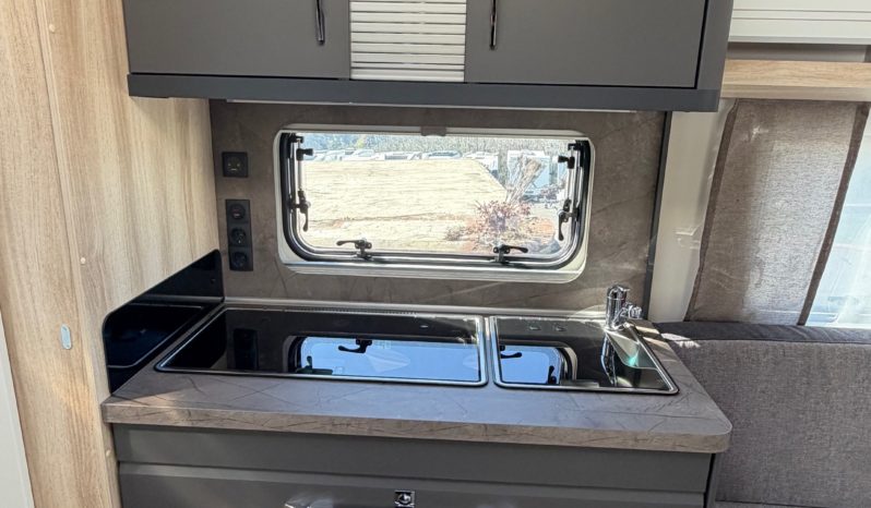 HOBBY DeLuxe 495 WFB, Neufahrzeug, Modell 2026 voll