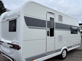 HOBBY De Luxe 460 SL, Neufahrzeug, Model 2026 voll