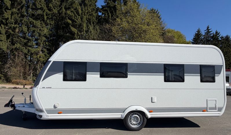 HOBBY DeLuxe 495 WFB, Neufahrzeug, Modell 2026 voll