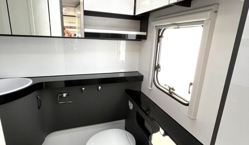 Hobby Excellent 495 WFB, Neufahrzeug, Modell 2026 voll