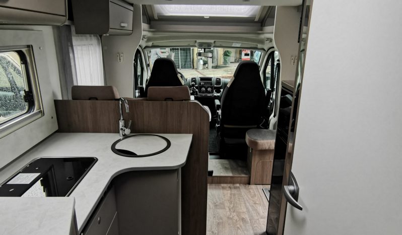 Carado/FIAT T338 voll