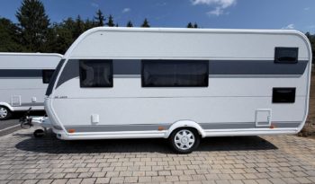 Hobby De Luxe 490 KMF, Neufahrzeug, Modell 2026 voll