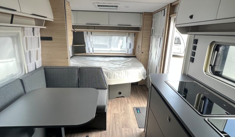 FENDT Apero Activ 560 SKM – Neufahrzeug – Modell 2026 voll