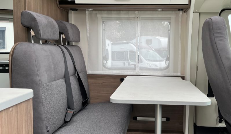 Carado V337pro+, Neufahrzeug voll