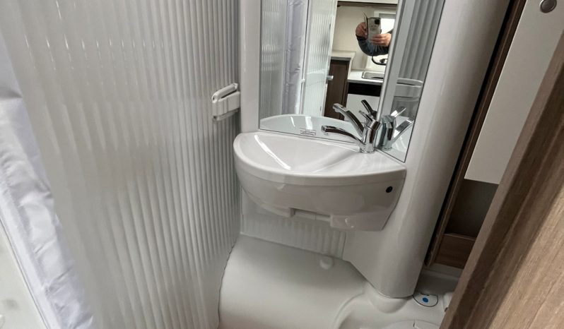 Carado V337pro+, Neufahrzeug voll