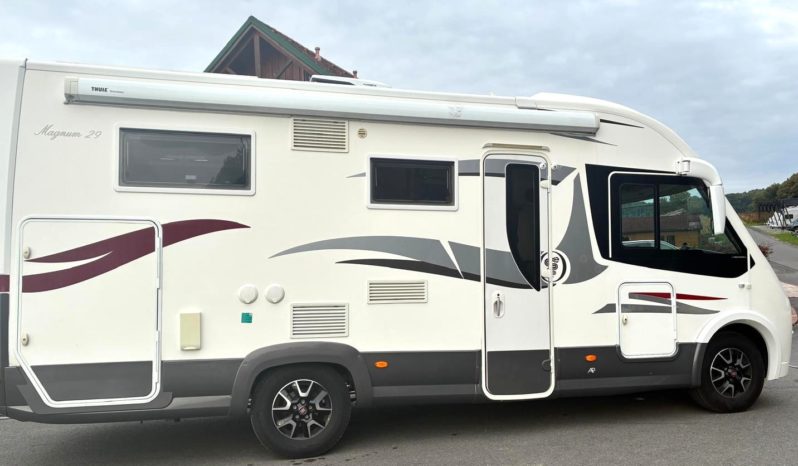 Elnagh Magnum 29, vollintegriet, 5 Sitzplätze Zulassung full